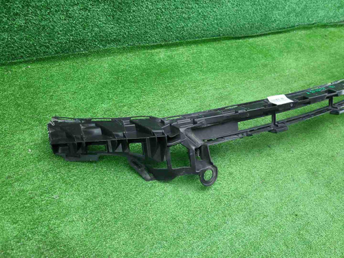 Кронштейн переднего бампера Mercedes E W213 16-21