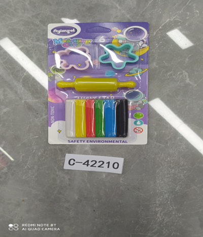 Тесто для лепки на блистере 2 формочек + скалка, C-42210