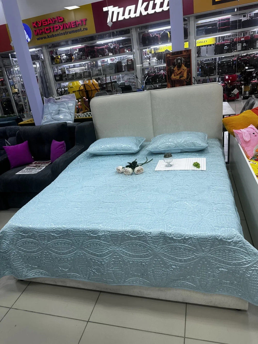 САЛОН МЕБЕЛИ ARS МЕБЕЛЬ ТЦ ЗАПАДНЫЙ (ЗА САЛОНОМ МТС)