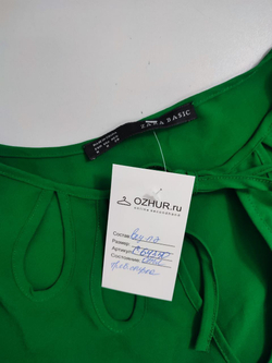 Блузка Zara зеленая 46 размер