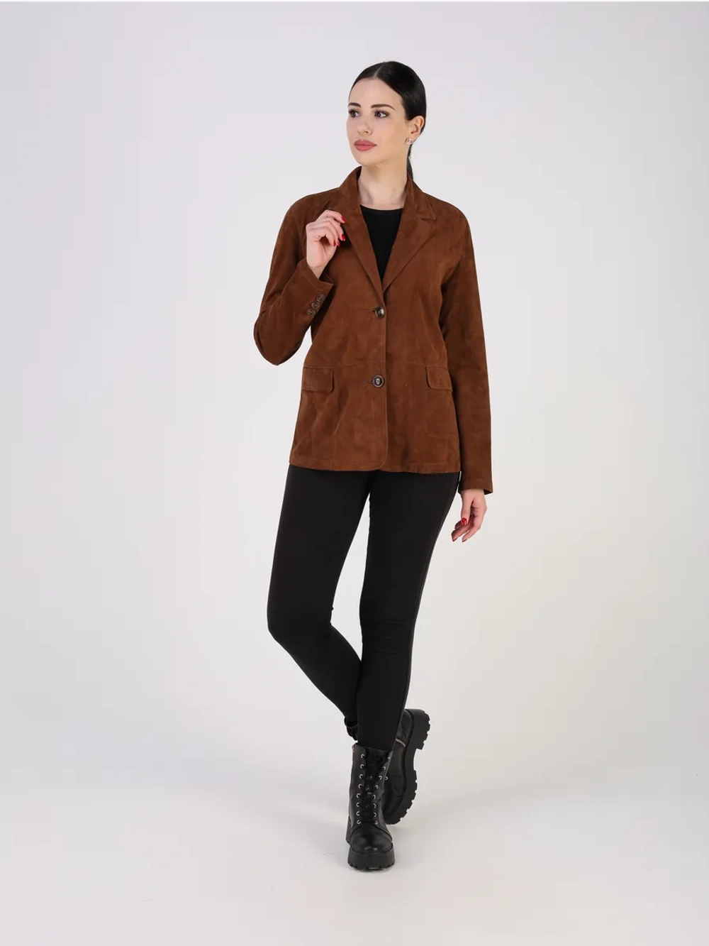 Кожаная куртка демисезонная замшевая блейзер пиджак