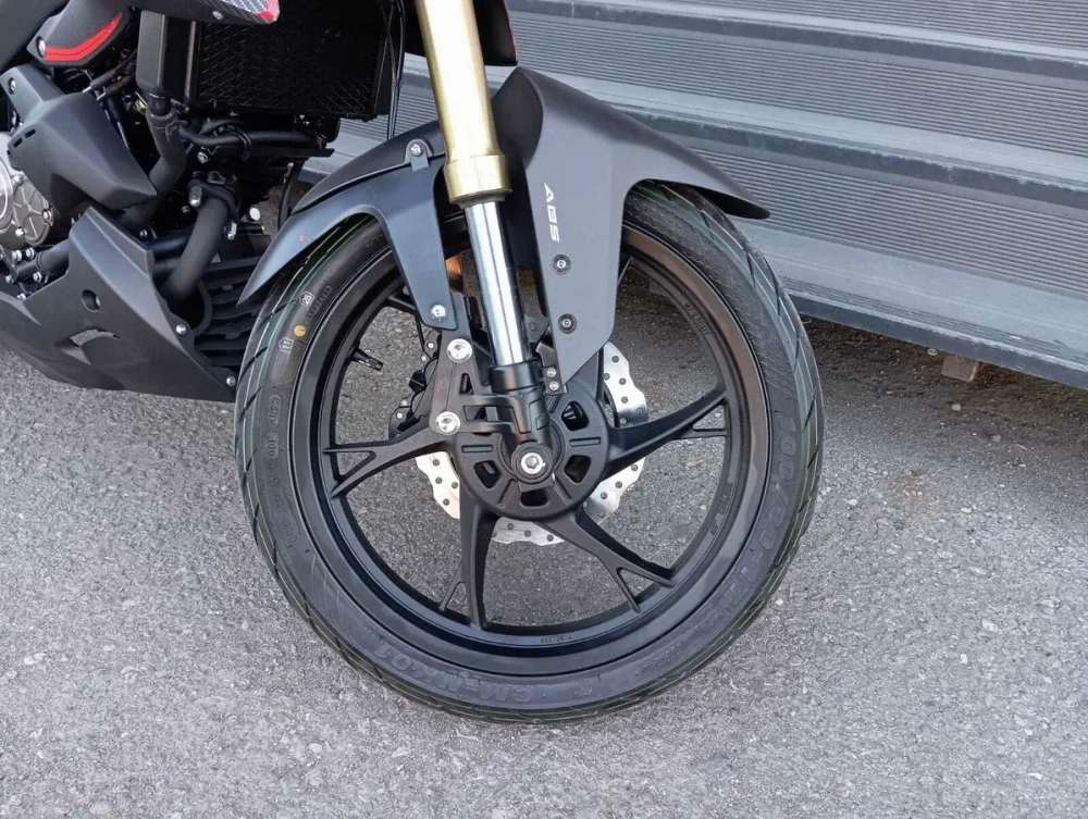 QJMOTOR SRK 125 S