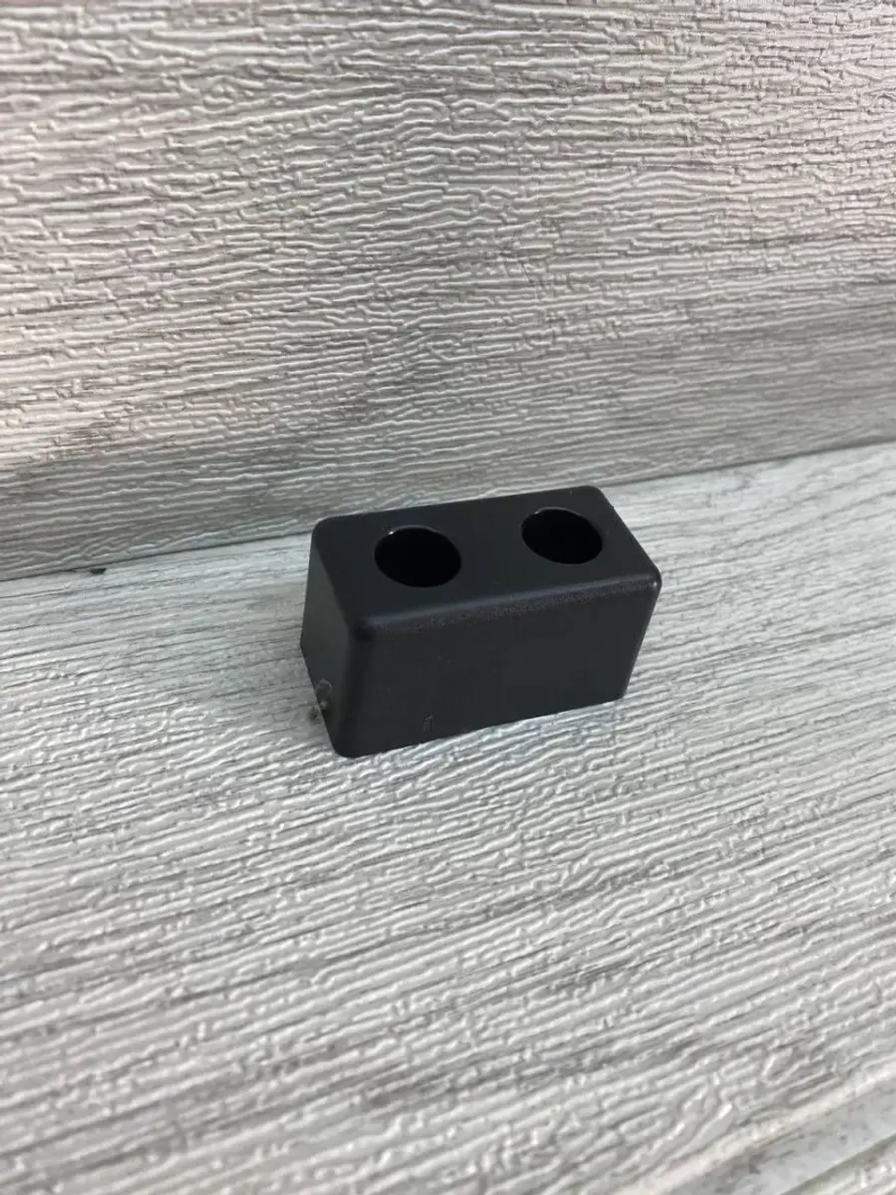 Пластиковые ножки для мебели дивана шкафа тумбочки стола