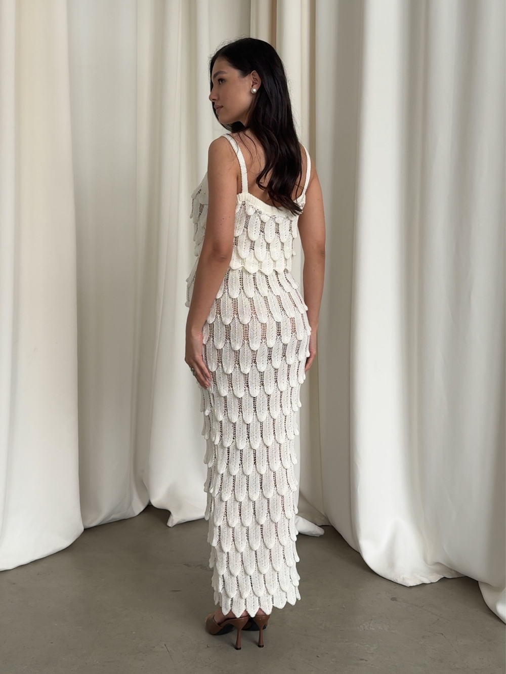 Комплект вязаный, топ на лямках и ажурная юбка