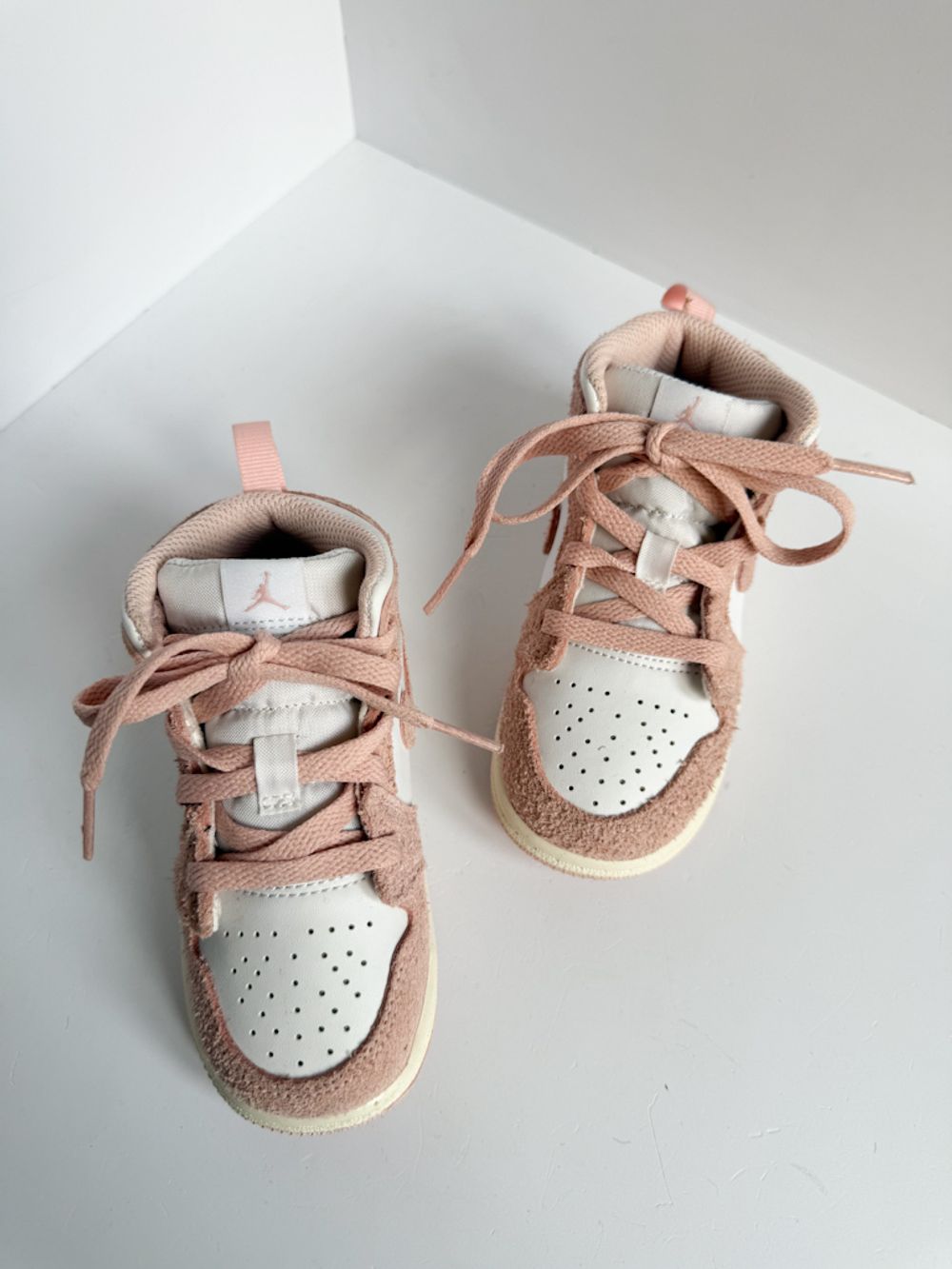 Комбинированные кроссовки Nike Air Jordan, 25