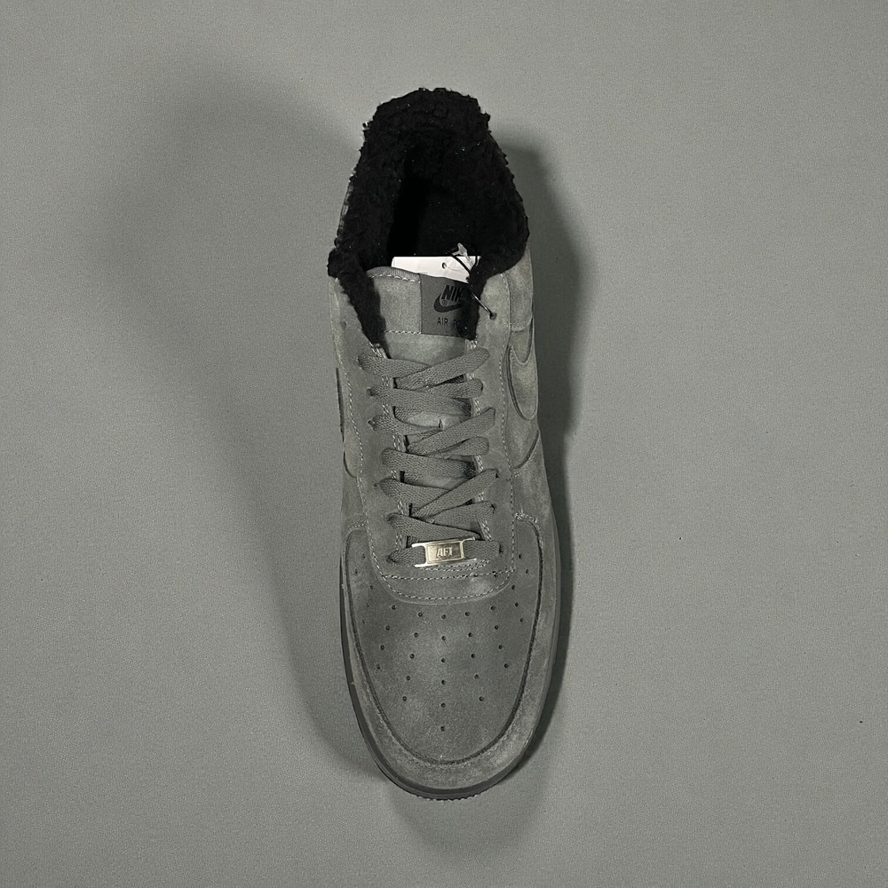 Nike Air Force 1 Low Winter • Gray