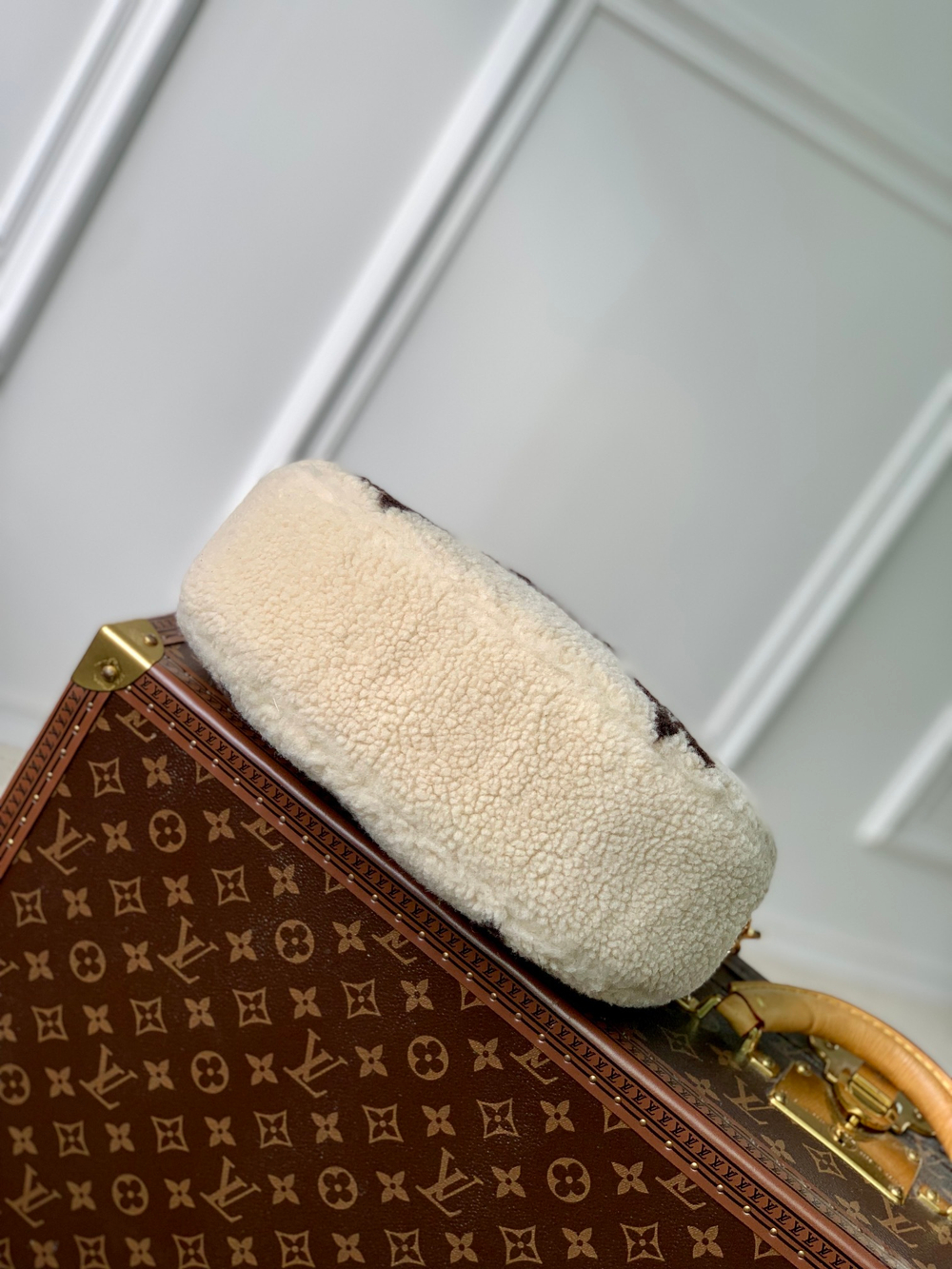 Louis Vuitton Over The Moon