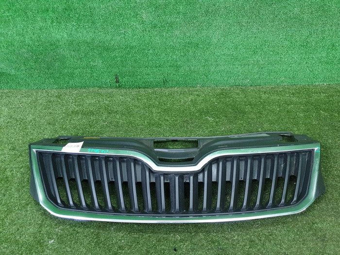 Решетка радиатора Skoda Rapid 1 (2012-2020)