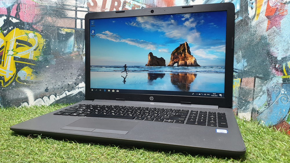 Ноутбук HP i3-7/8Gb/250 G7 6BP31EA/Windows 10