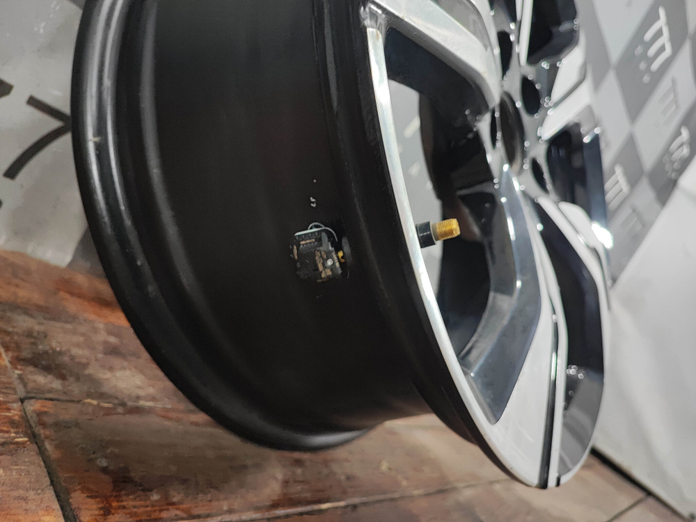 Диск колесный литой R17 Chery Tiggo 4 Pro 20-нв Б/У Оригинал 203000329AA