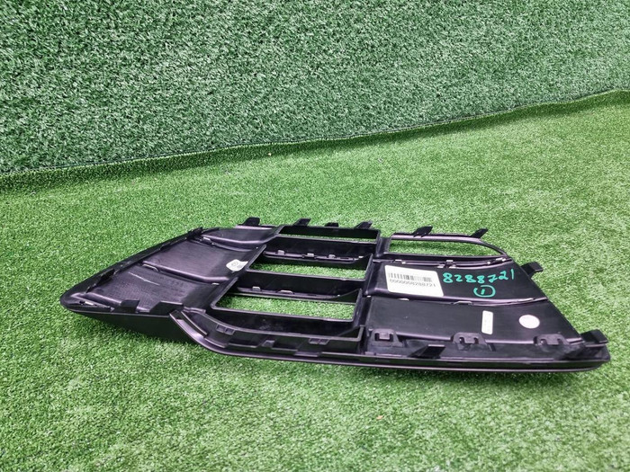 Решетка бампера правая Audi Q5 2 80A 17-20 S-line