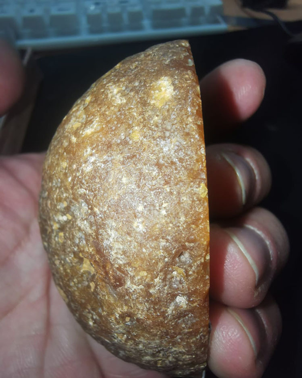 Пара миндалин халцедон сердолик с кварцем 350гр.