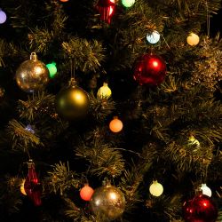 ULD-S0500-030-DGA RGB IP20 RAINBOW-1 Гирлянда светодиодная Радуга-1. 5м. 30 светодиодов. RGB свет. Провод зеленый. ТМ Uniel