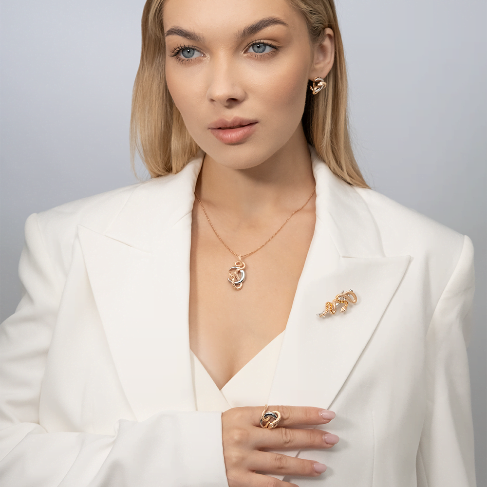 Брошь «Змея» из комбинированного золота с цитринами