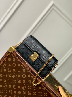 Louis Vuitton Metis Wallet On Chain