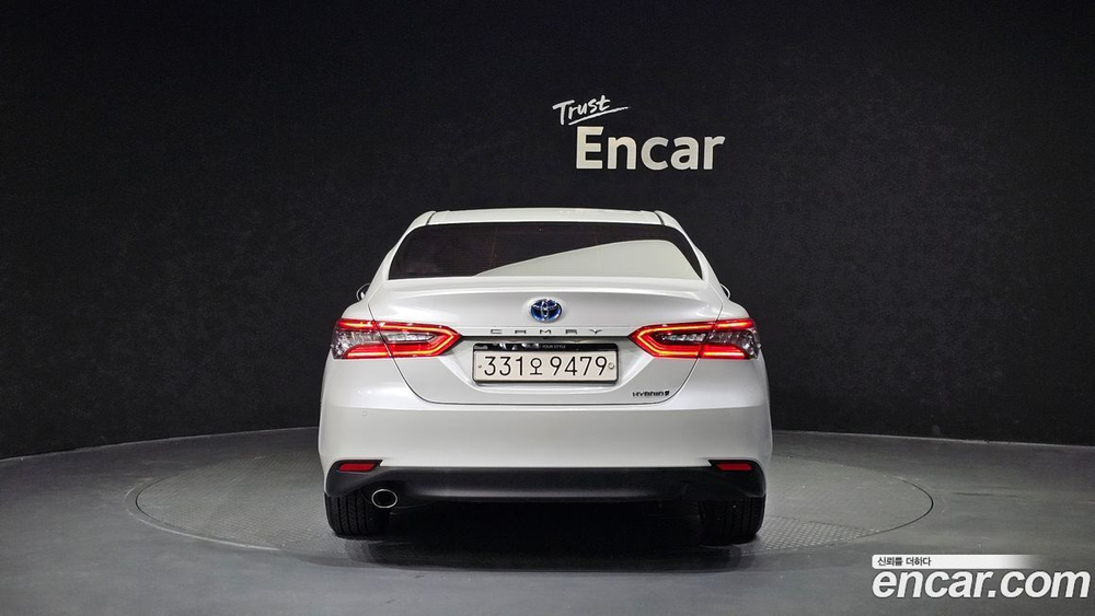 Toyota Camry (XV70) 2.5 XLE Hybrid (12.2021)