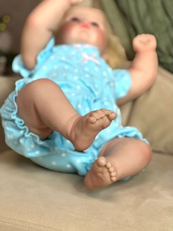 Кукла Реборн мягконабивная 60см в пакете (FA-005A)