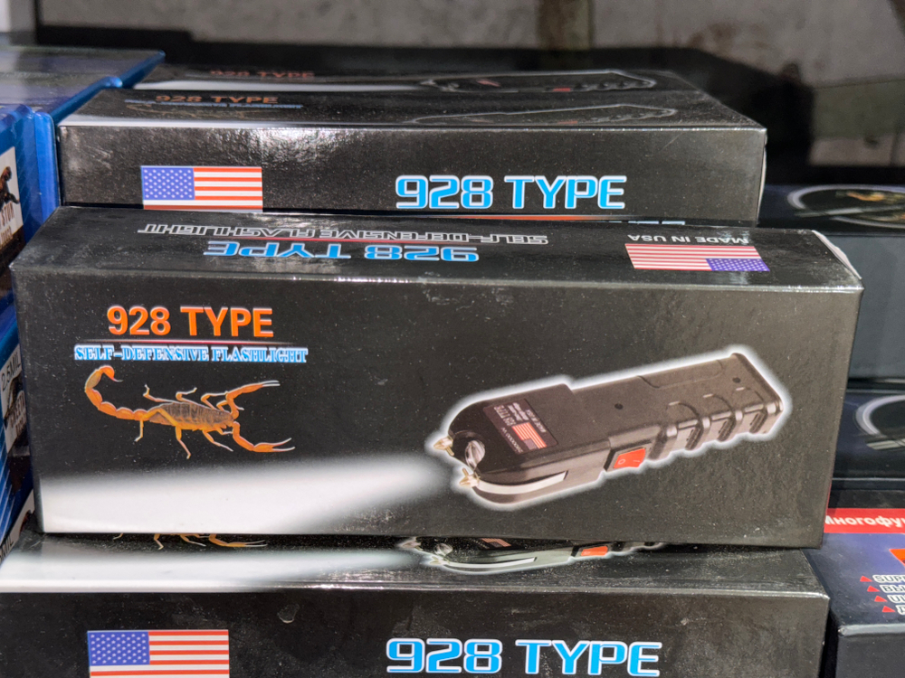 Электрошокер 928