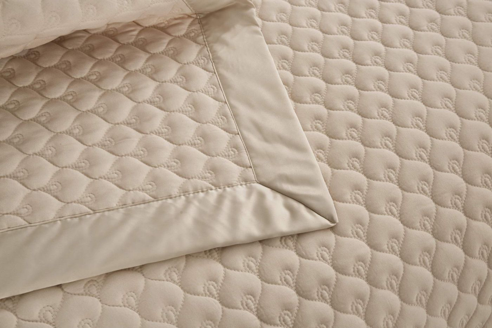 Покрывало 160х220 и наволочка 50х70 Sofi De MarkO Роксалана Крем