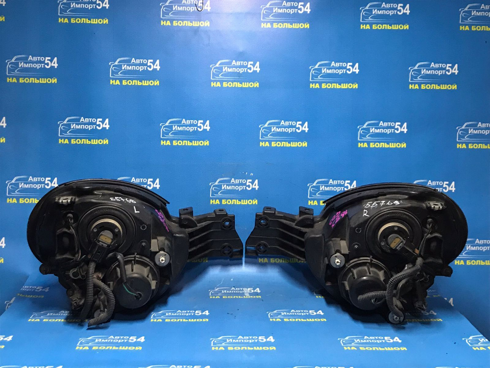 Фара передняя правая SUBARU IMPREZA 2000-2002