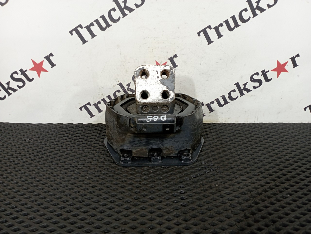 Подушка двигателя задняя 2018г.