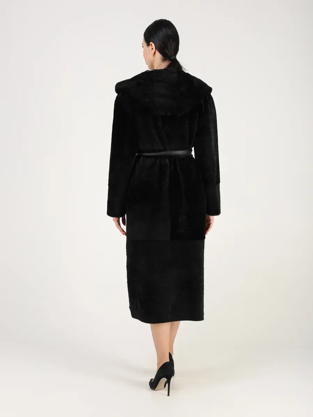 Дубленка зимняя шуба натуральная с капюшоном двухсторонняя