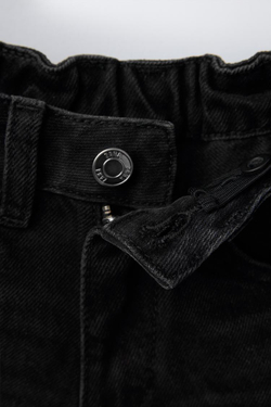 ZARA ДЖИНСОВЫЕ ШОРТЫ, ЧЕРНЫЙ