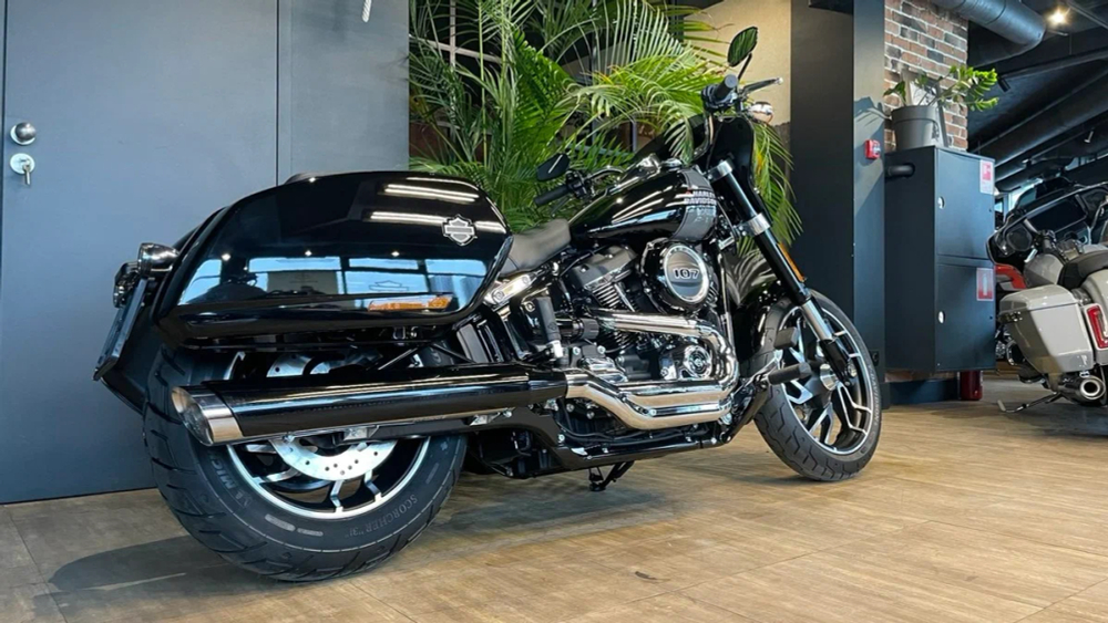 Мотоцикл Harley-Davidson Sport Glide Softail (2024)