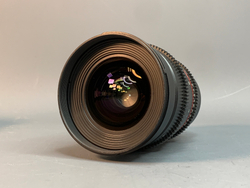 Samyang 24mm T1.5 MFT