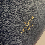 Louis Vuitton On My Side MM
