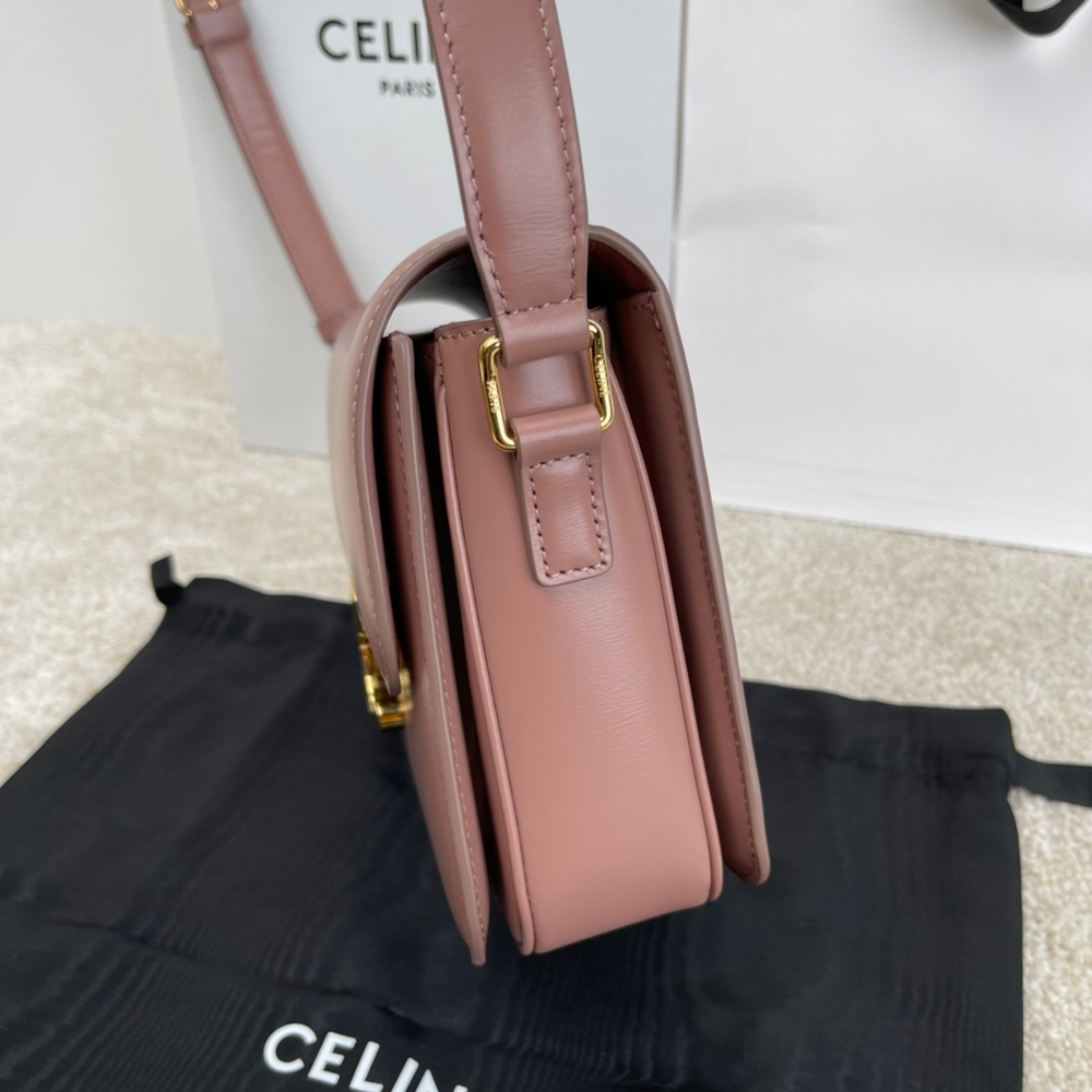 Celine Triomphe Bag 22 cm