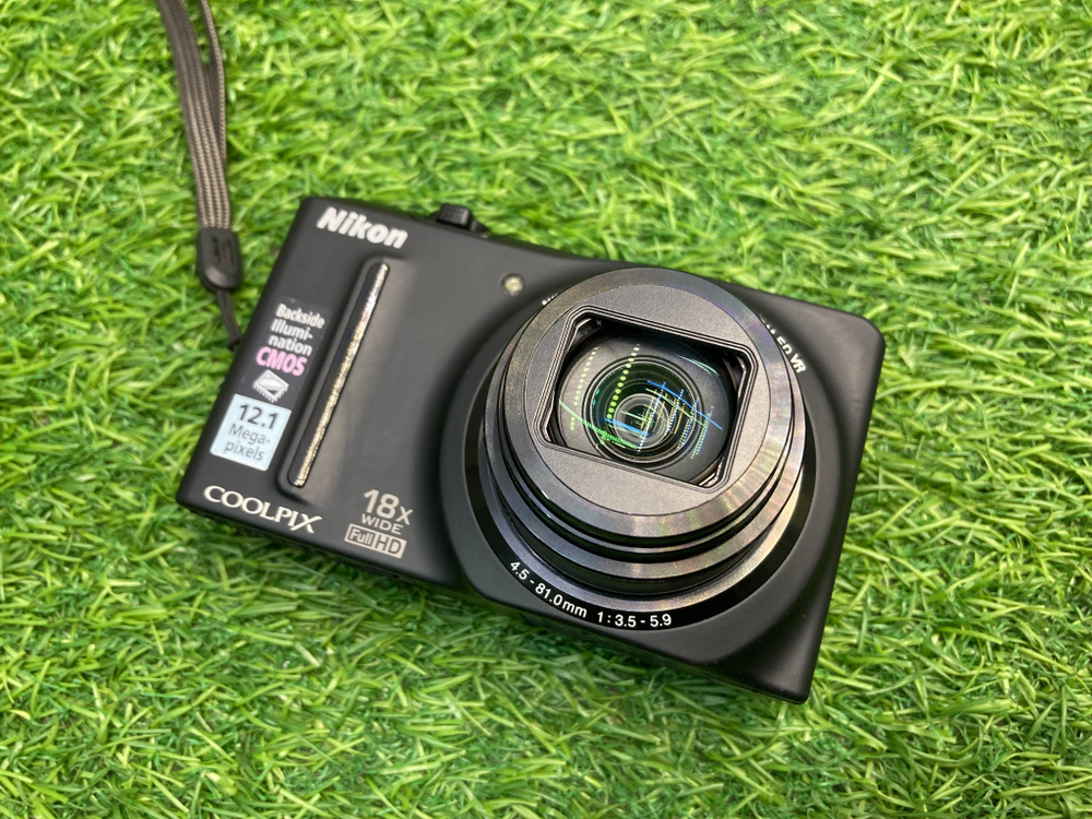 Nikon Coolpix S9100
