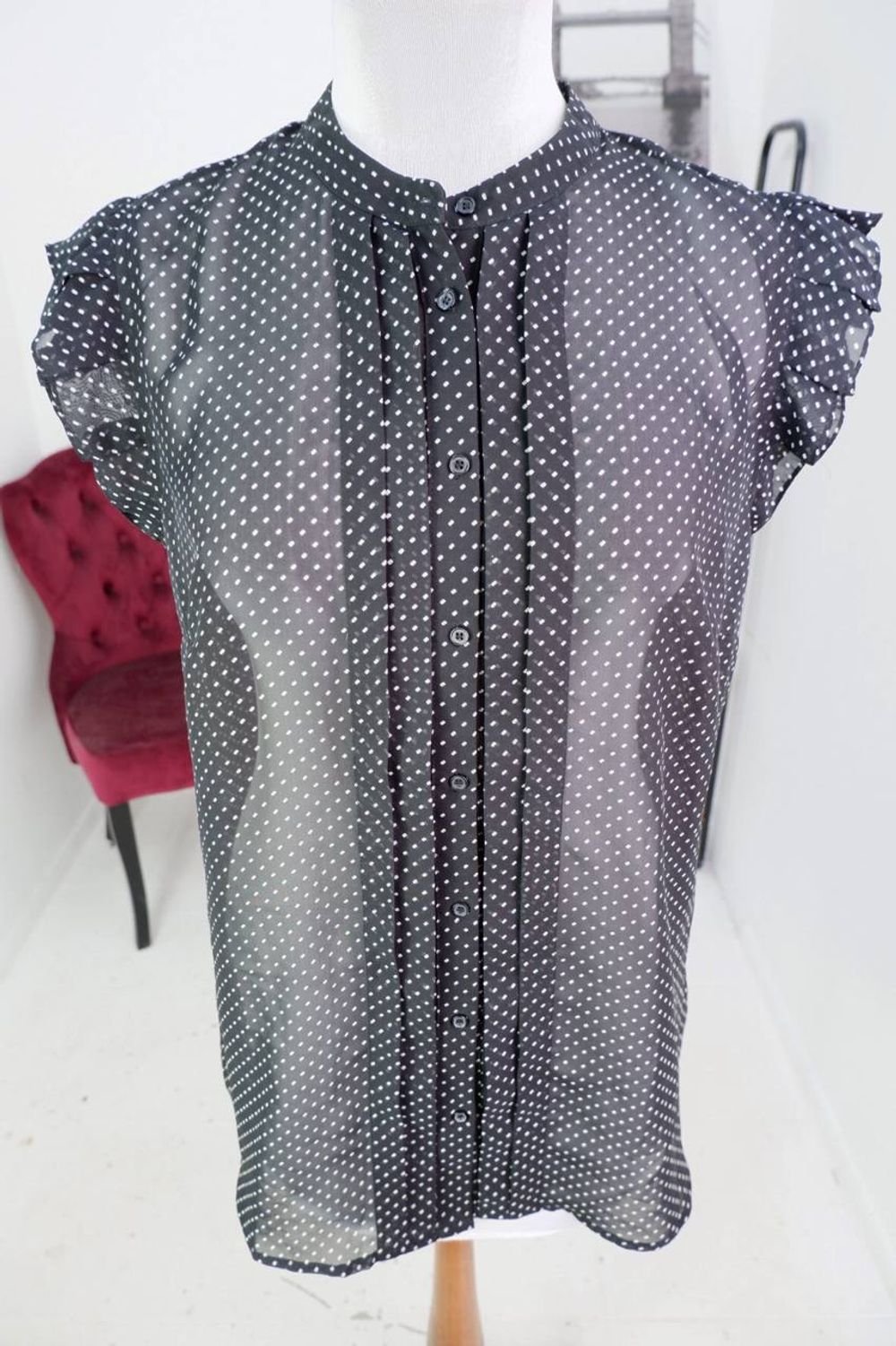 Блузка Ostin в мелкий горошек, маркировка XL, визуально на 50 размер