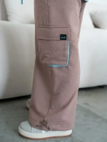 Спортивный костюм для девочки в школу