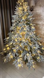 заснеженная елка "Престиж"