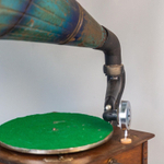 Винтаж: Граммофон: Фирма Thorens. Maison Deventer Andenne