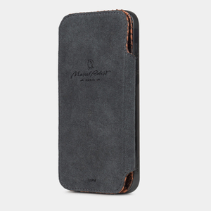 Чехол-книжка кожаная для iPhone 16 Pro, питон цвета коньяк