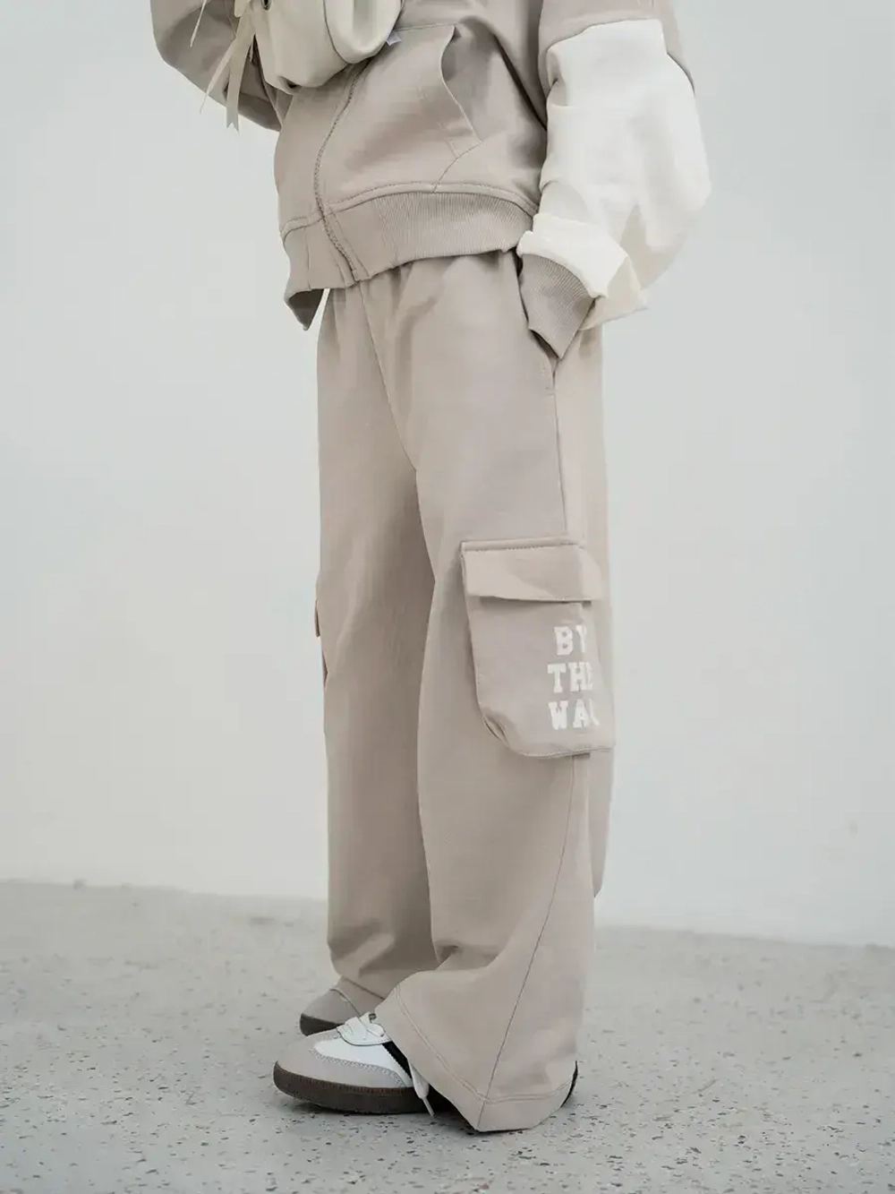 Спортивный костюм, бежевый для девочки