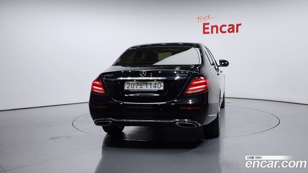 Mercedes-Benz E-Class W213 E300 4MATIC Exclusive (03.2020)