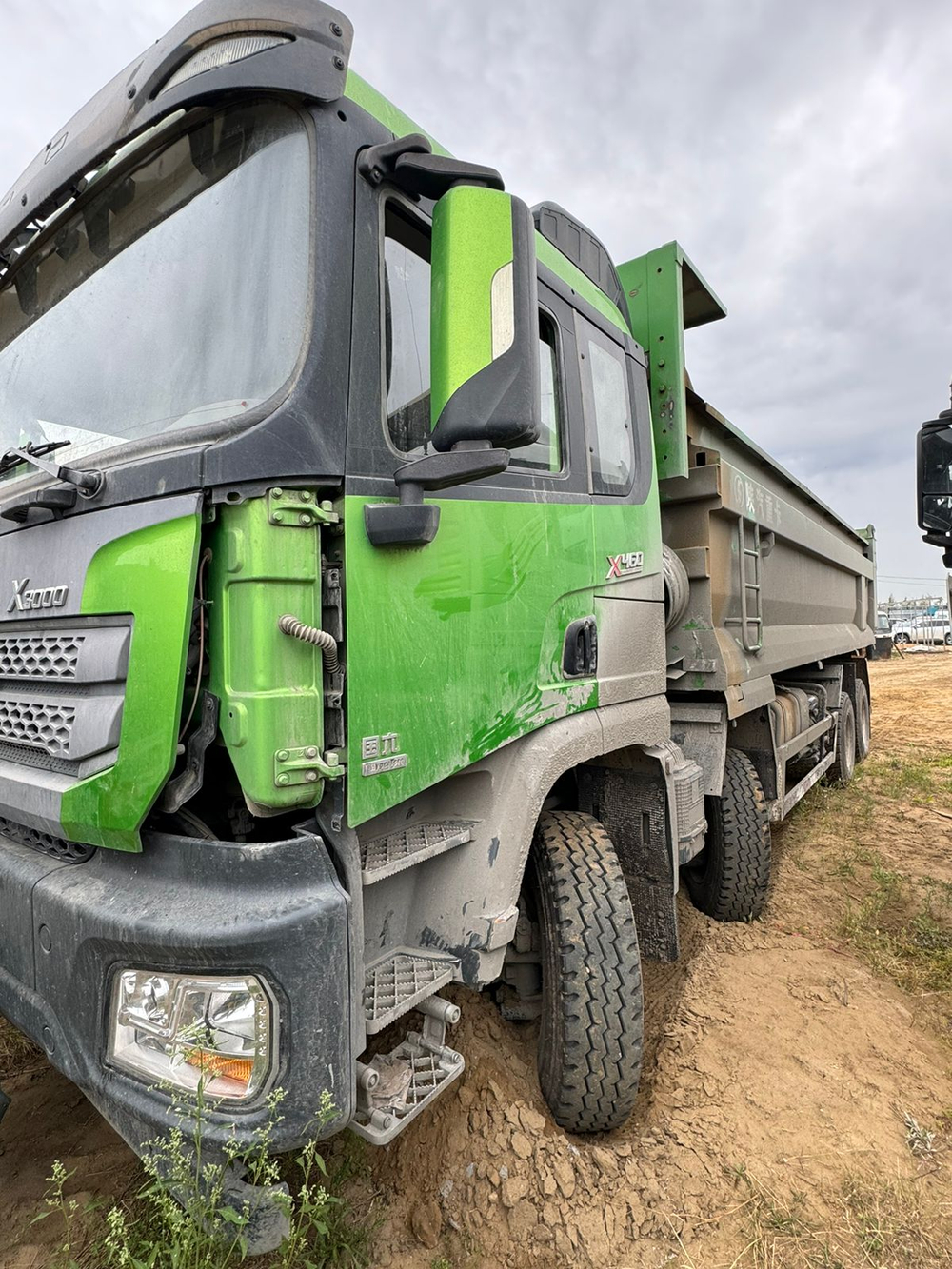 Shacman (Shaanxi) SX* 8x4 Самосвал SX3319XD426 (Дизельный, 12.5 л, 453 л.с. МТ)
