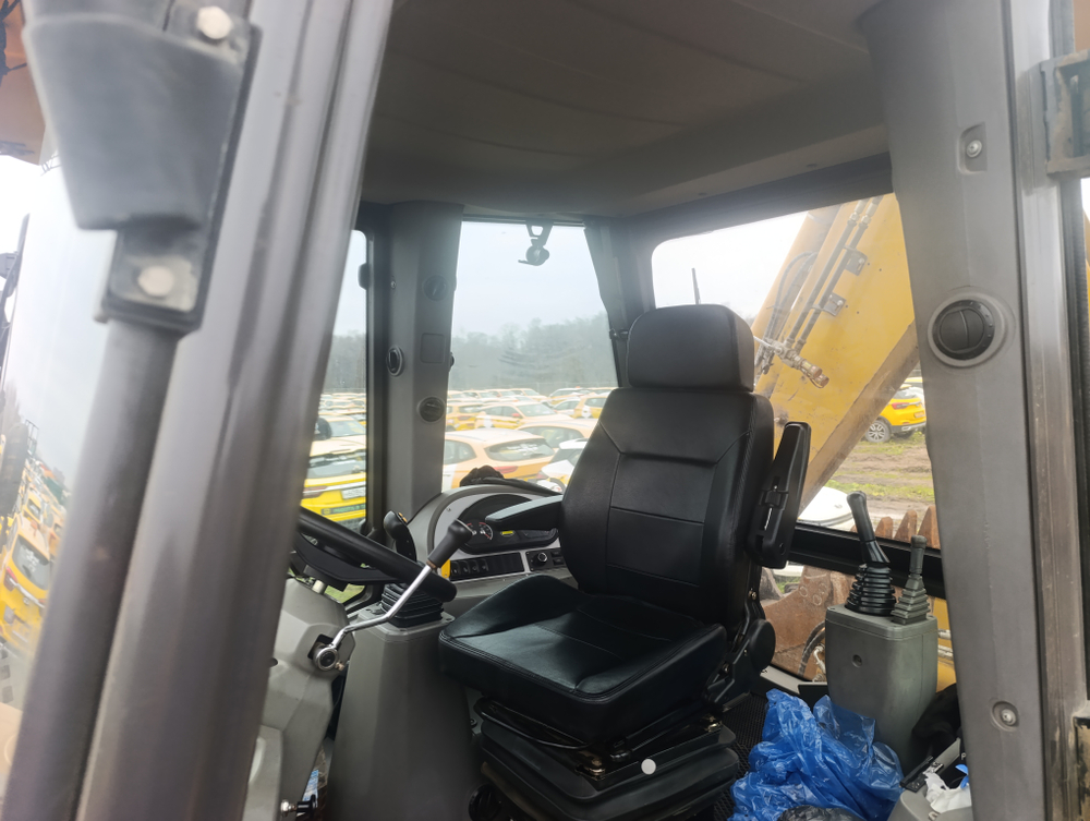 SHANMON 388 Экскаватор-погрузчик 388H (Дизельный, 4,6 л, 102 л.с., АТ)