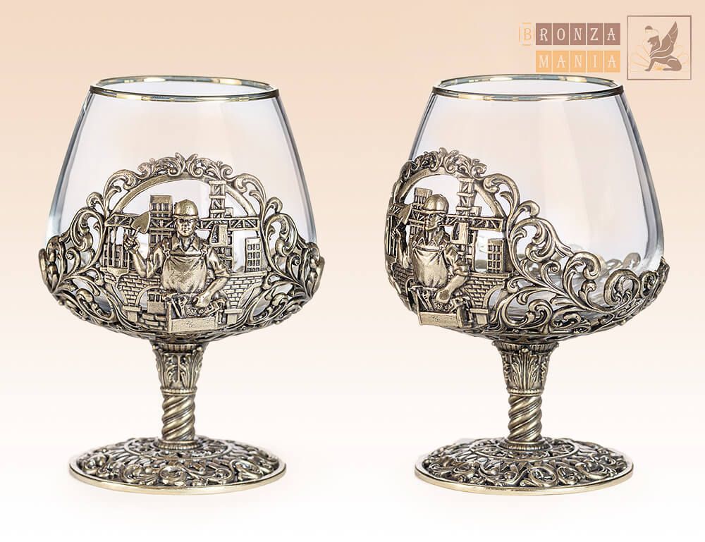 бокал Строители