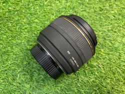 Sigma AF 30mm 1.4 EX DG HSM Nikon F