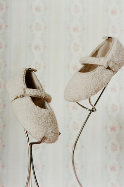 ZARA БАЛЕТКИ С ОТДЕЛКОЙ ПОД ОВЧИНУ, ЭКРЮ