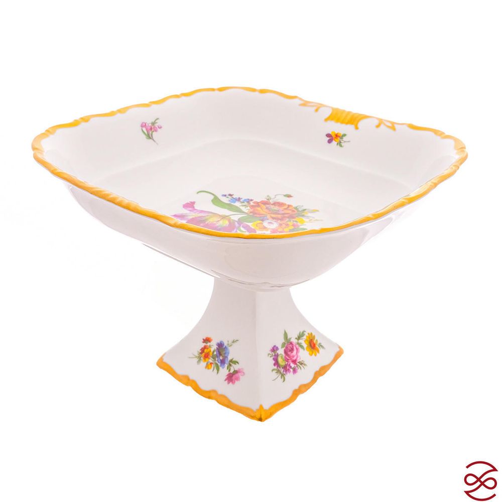 Салатник квадратный глубокий на ножке Queen's Crown Мейсенский букет 21см