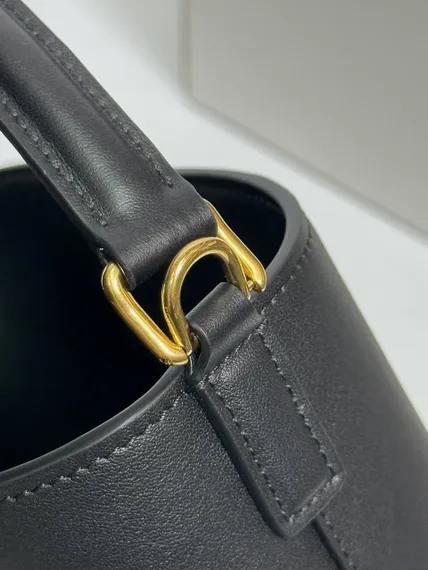 СУМКА CELINE LOUISE ИЗ ГЛАДКОЙ ТЕЛЯЧЬЕЙ КОЖИ