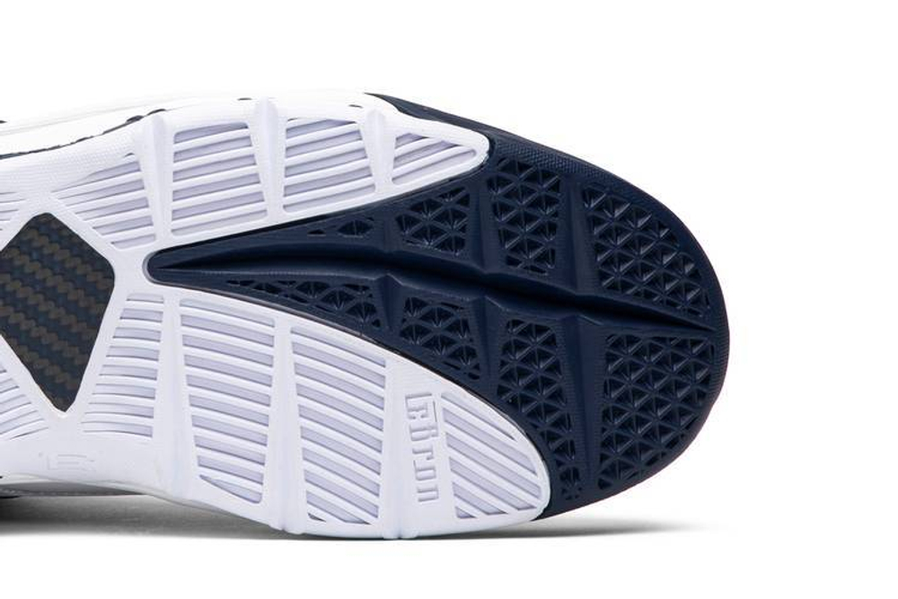 Кроссовки Nike Lebron 3 Zoom Qs