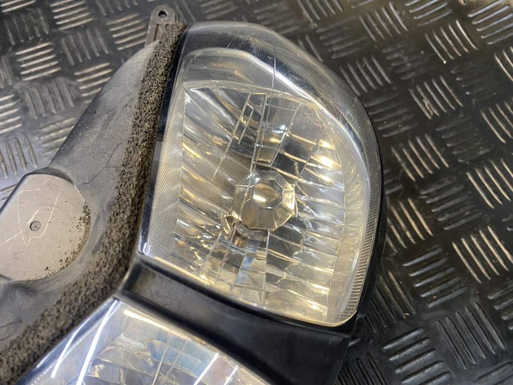 Фара Yamaha TDM900 RN08 2002