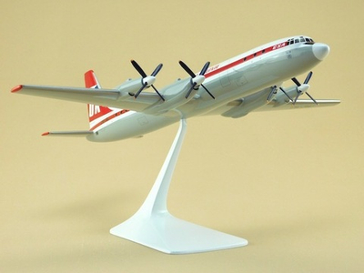 Модель самолета Ил-18 (М1:100, Ceskoslovenske aerolinie)