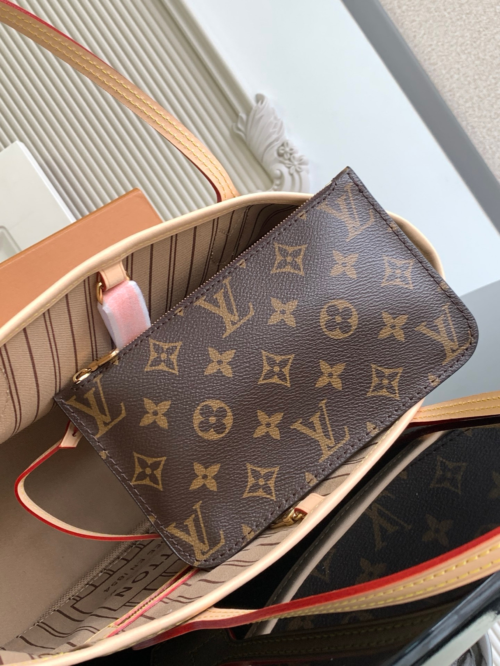 Louis Vuitton Neverfull PM